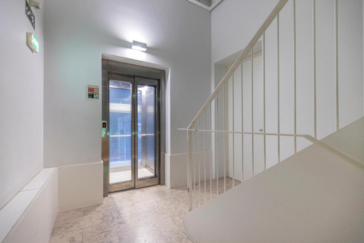 Cozy Downtown Studio By Lovelystay Lisbon Exterior photo